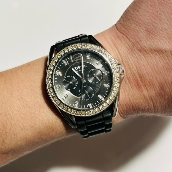 Fossil black jelly diamond dial stainless steel analog watch! - Picture 3 of 17